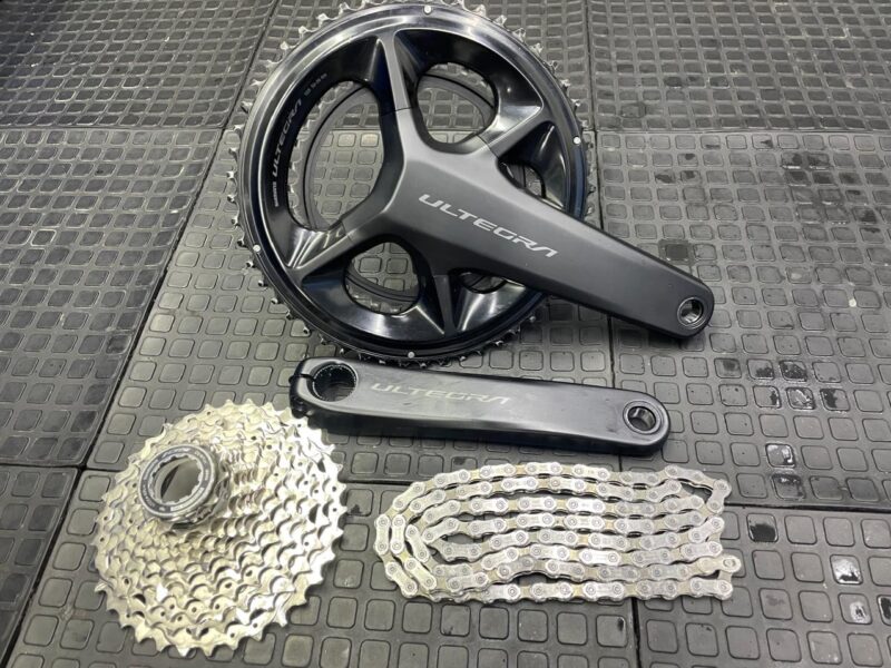 Bielas - Pacha - Cadenilla shimano 12v