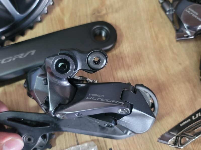 ✅️ Grupo Shimano Ultegra R8170