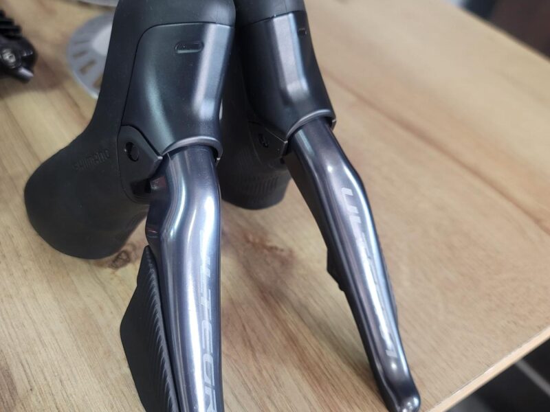 ✅️ Grupo Shimano Ultegra R8170