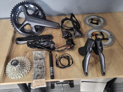 ✅️ Grupo Shimano Ultegra R8170