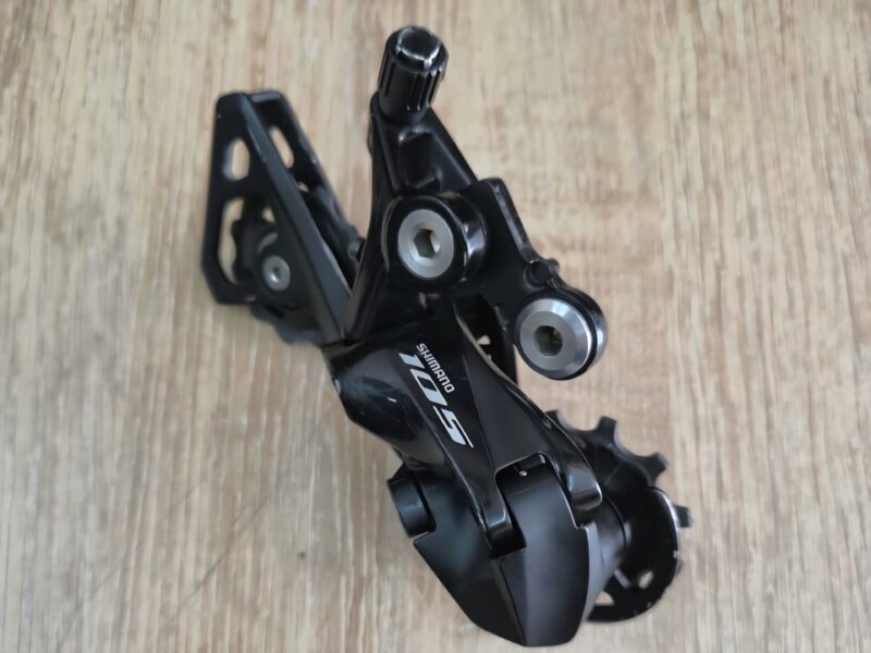 Tensor 105 R7000 Pata larga