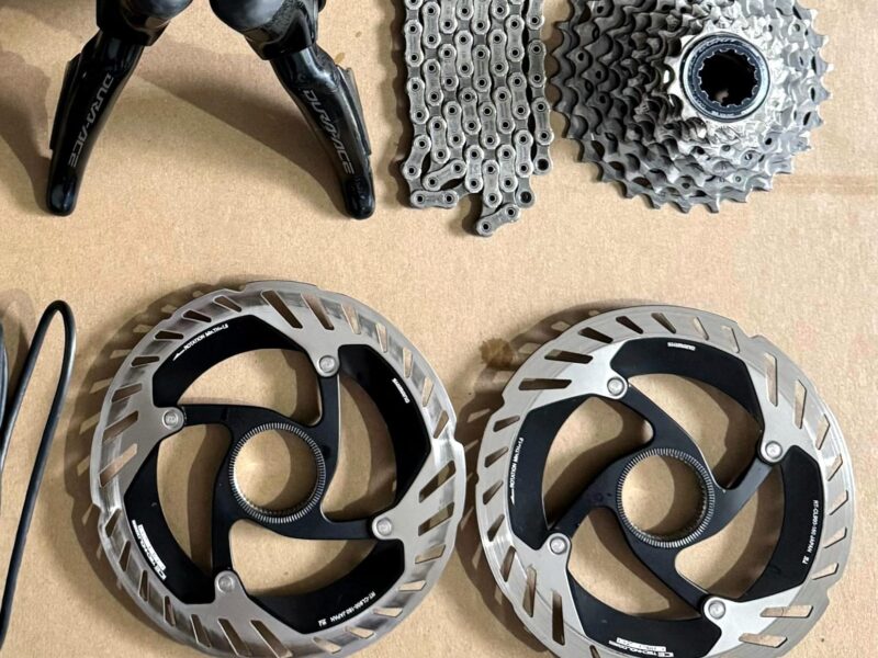 Grupo Dura-Ace R9270 Sin bielas