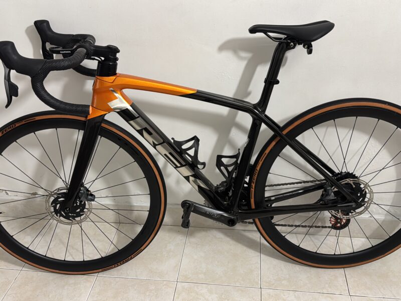 Trek Emonda SL5 - Sram Force de 12V con potenciometro