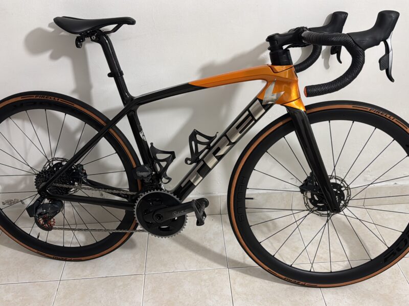 Trek Emonda SL5 - Sram Force de 12V con potenciometro