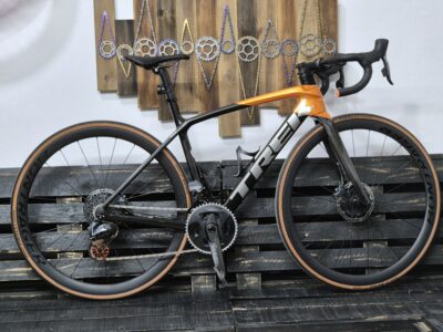 Trek Emonda SL5 - Sram Force de 12V con potenciometro