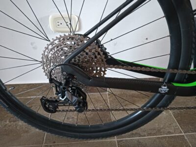 Bicicleta MTB CARBONO