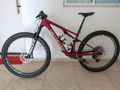 Epic 8 Expert SRAM GX AXS, RockShox Select+