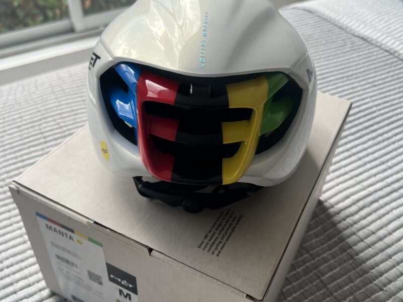 Casco met manta edición pogacar